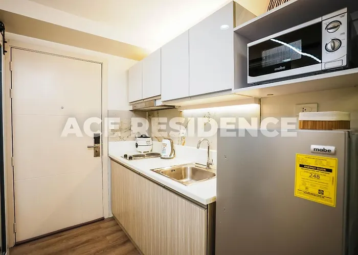 Air Residences Makati With Sunset View マニラ市